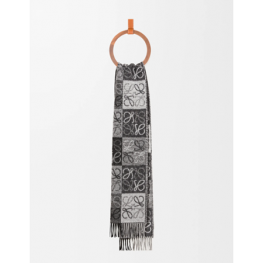 scarf
